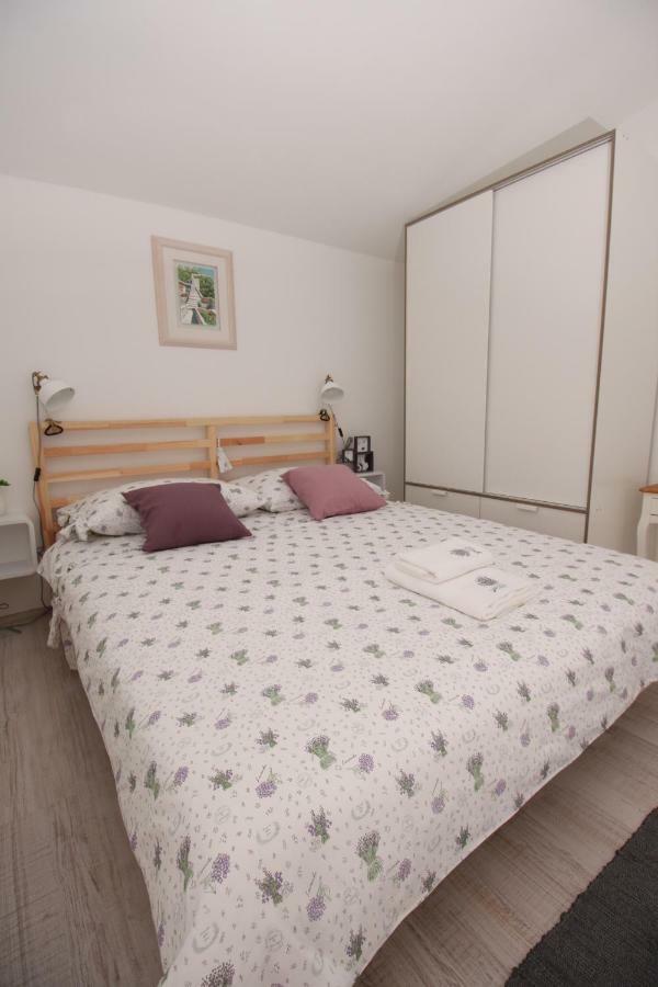 Apartment Lavanda **** Podgreben Екстер'єр фото